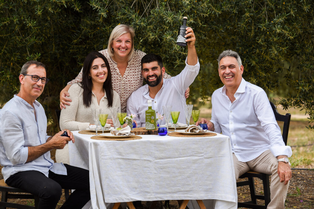 ana prior dei y familia